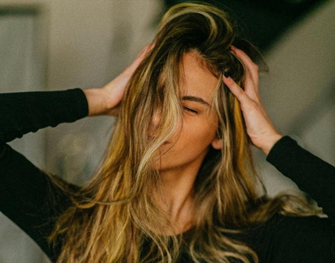 How good gut health can reduce seasonal hair fall problem
